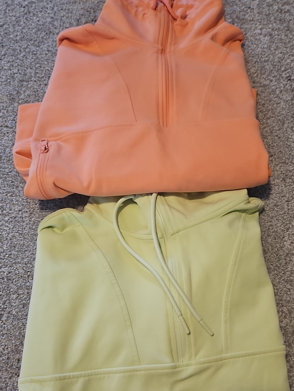 Old Navy Active Women's Crewneck Sweatshirts